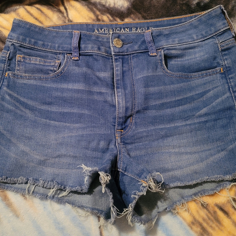 American Eagle High-Rise Shortie